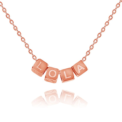 Collar con Nombre y Dados Personalizado