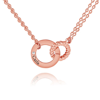Collier Cercle Gravé avec Anneau Torsadé & Cristal